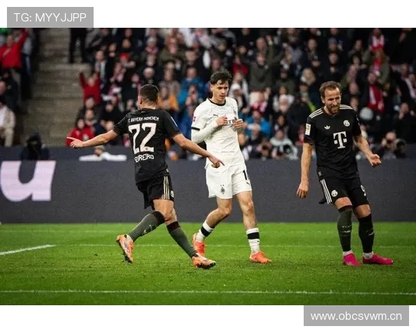 拜仁更衣室矛盾传闻加剧,球队状态稳定性面临考验 拜仁更衣室矛盾传闻加剧,球队状态稳定性面临考验